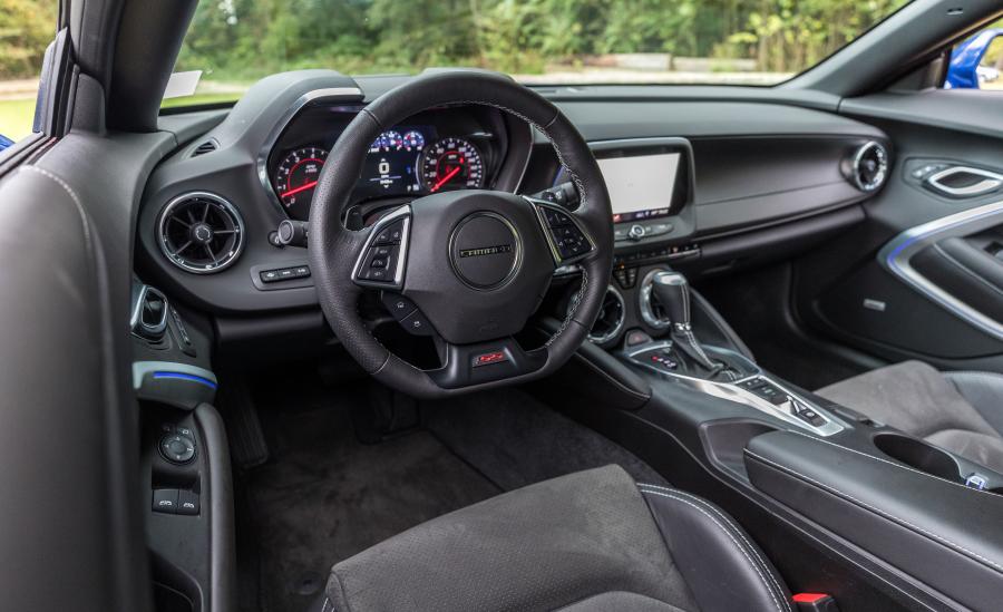Торпедо Chevrolet Camaro SS 2018 года  (NA) (фото 20 из 27)